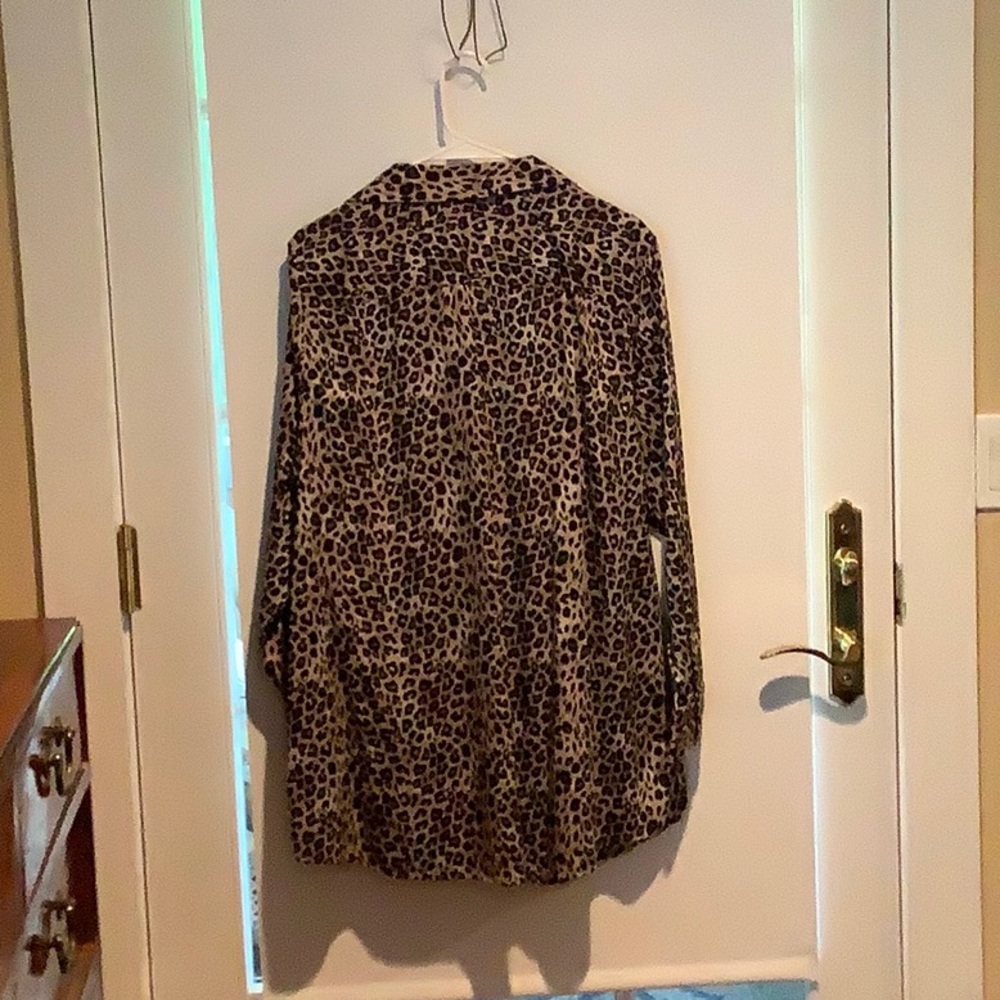 Leopard patterned top - Picture 2 of 2